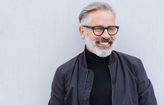 Implantes Dentales y Salud Ósea: Lo que Debes Saber